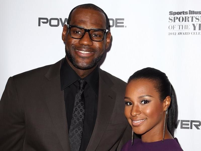 Our Favorite Celebrity Couples Who Fell in Love in High School and College.